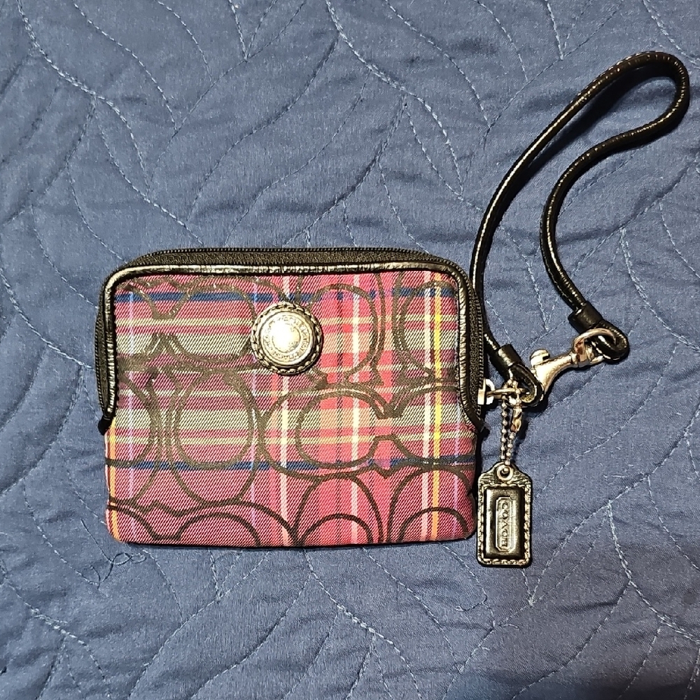 Coach Poppy Tartan Plaid Glitter Zip Wristlet Excellent Condition